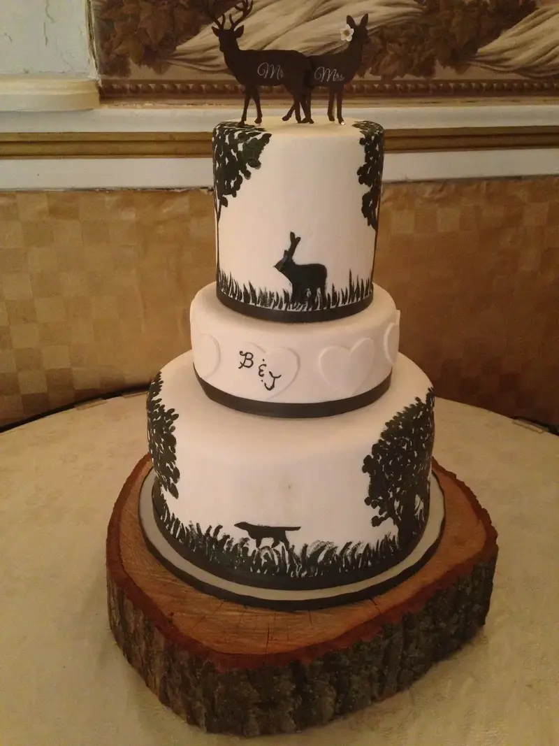 Wildlife Wedding Cake